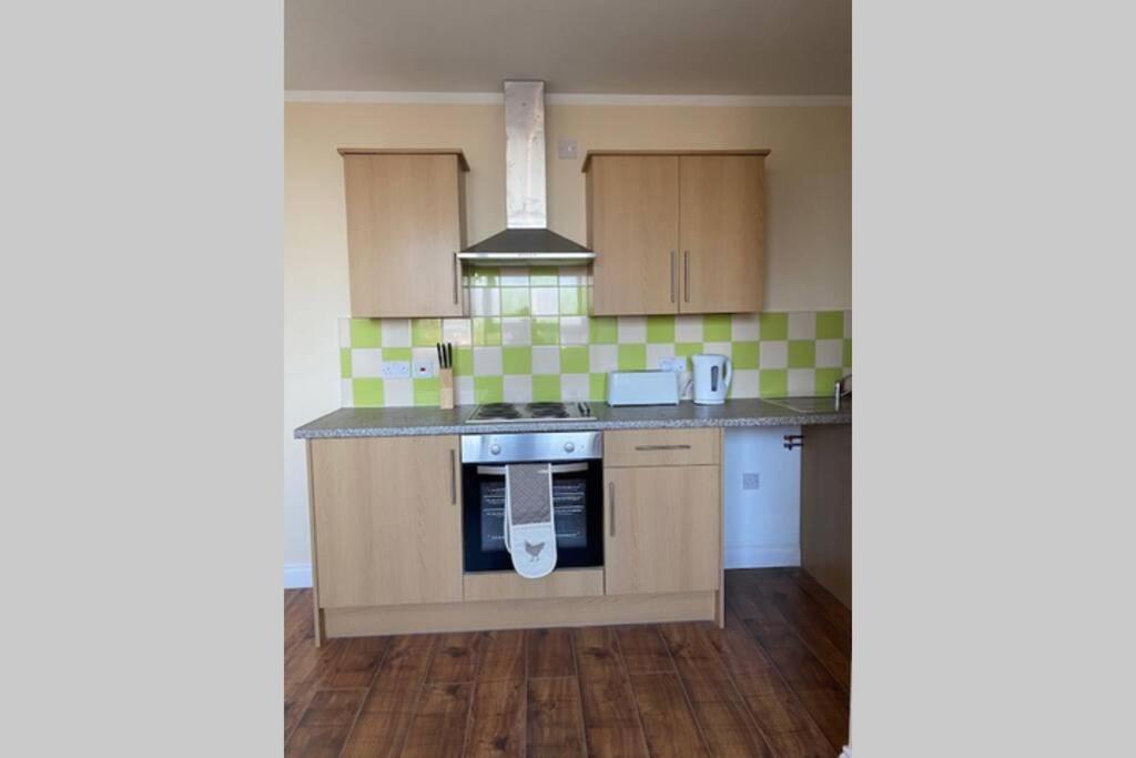 3 Bed Contemporary Crewe Apartment מראה חיצוני תמונה
